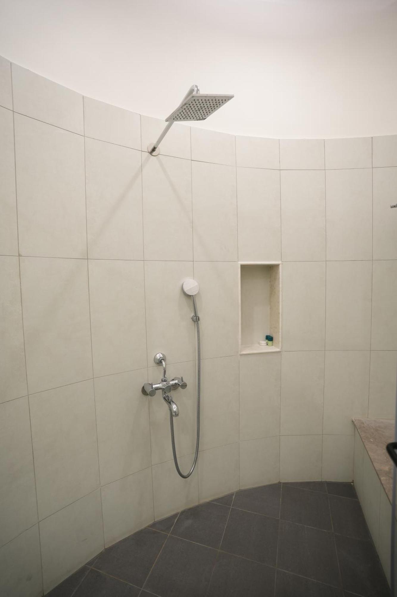 Hanu Reddy Residences Poes Garden Τσενάι Εξωτερικό φωτογραφία